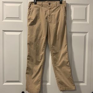 American Eagle Khaki Pants 32x32 extreme flex